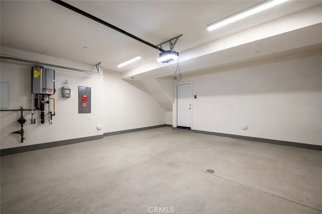 https://cdn.realtyfeed.com/cdn/127/306728145/0235255dc10c7de6c188538c4f70a9f0.webp