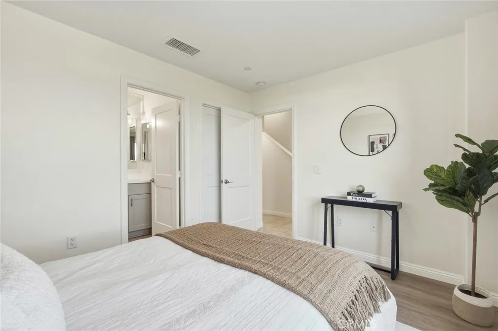 https://cdn.realtyfeed.com/cdn/127/306728145/0ba3c42d9931ec1b689b26f1597d658b.webp