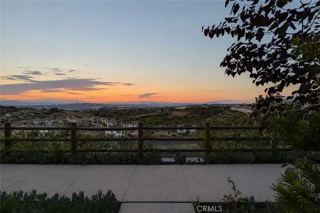 https://cdn.realtyfeed.com/cdn/127/306728145/616e3b42c24c57bc54e40adc6eb72967.webp