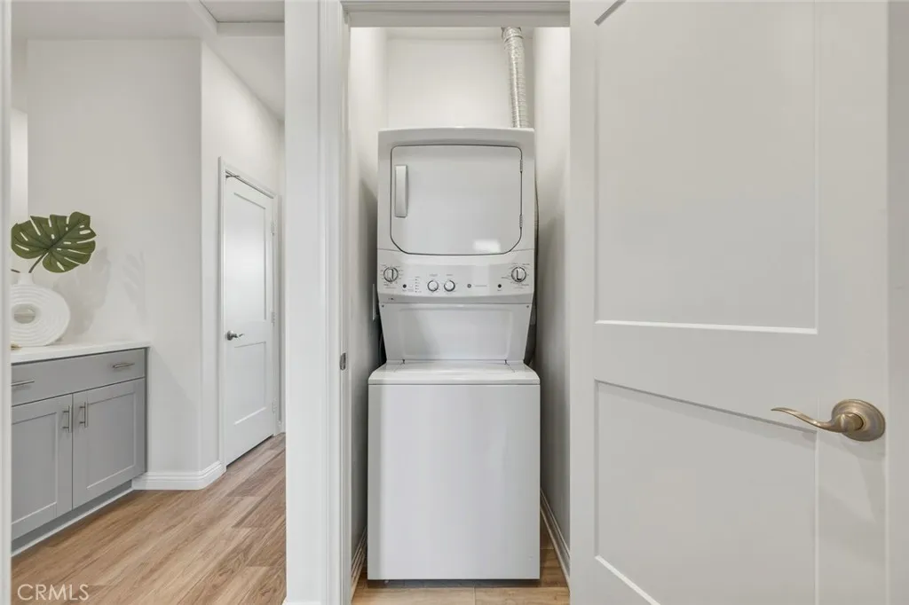 https://cdn.realtyfeed.com/cdn/127/306728145/a3c89b3a09c0ad7e838d44a4da94aeb8.webp
