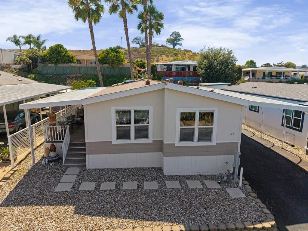 https://cdn.realtyfeed.com/cdn/127/306728176/3c1b74f39253658aa310215dc9d0d452.webp