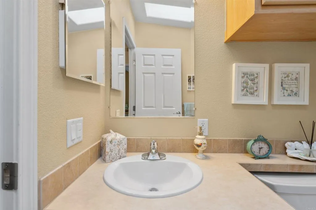 https://cdn.realtyfeed.com/cdn/127/306728176/89f7b9dbd810fbed2da7be048039e6ea.webp