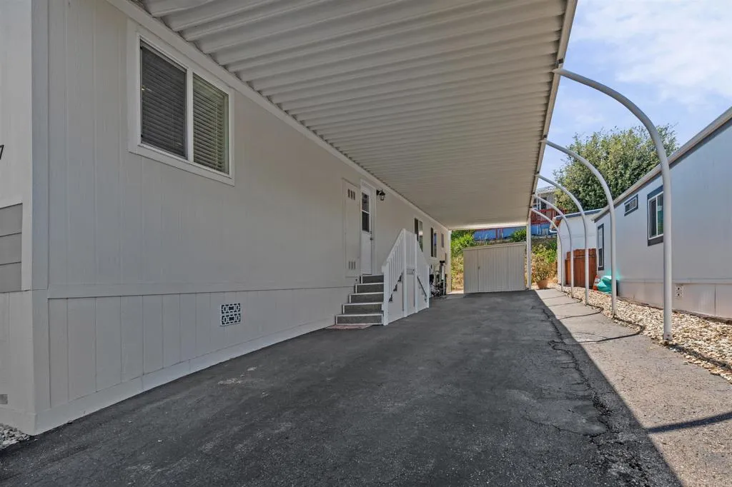 https://cdn.realtyfeed.com/cdn/127/306728176/9ed75c2e33632d47c8771309144fafc6.webp