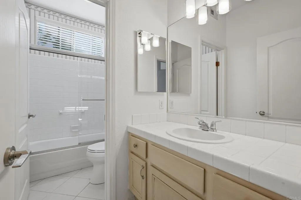 https://cdn.realtyfeed.com/cdn/127/306728177/125b55a06b48364c6e4cae41c7677f5f.webp