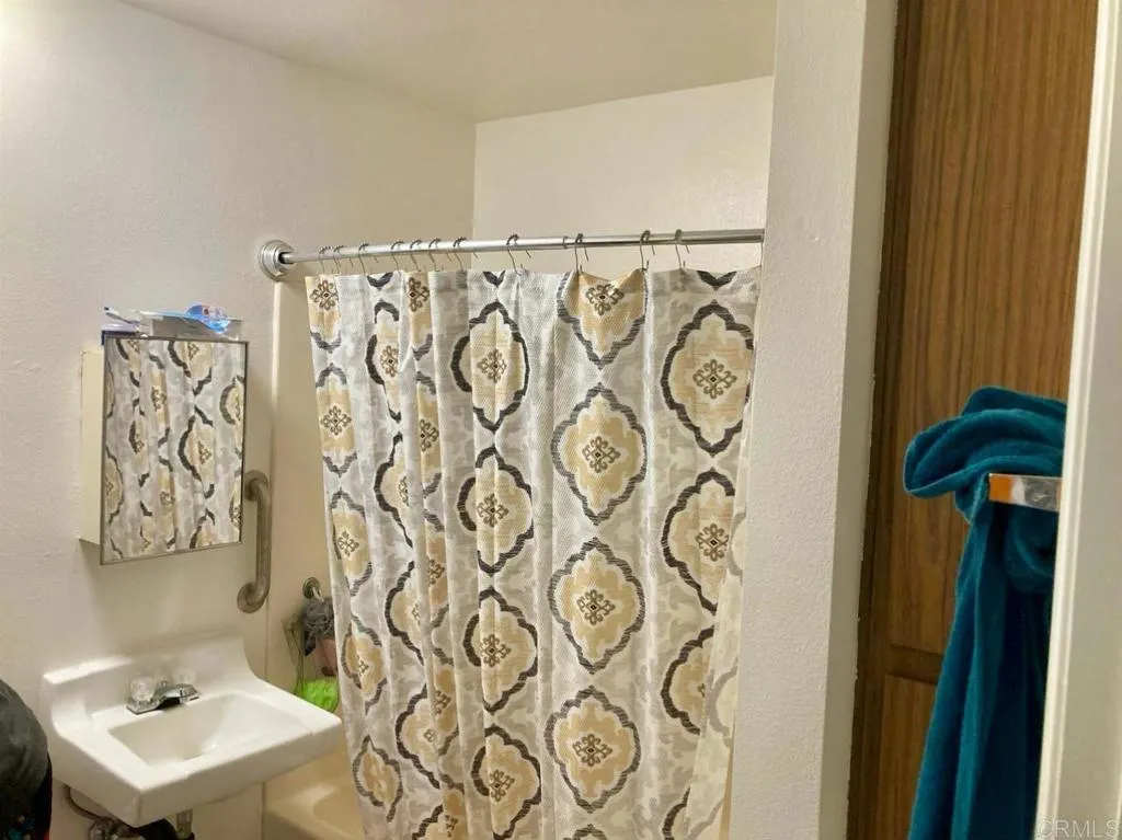 Photo #8: PTP2604030 Listing: Photo #8