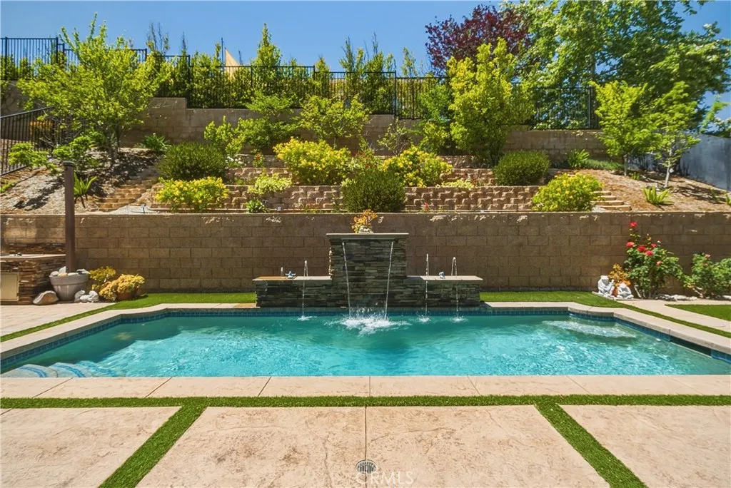 4977 Hydepark Drive, Agoura Hills, CA 91301 - Photo 4 of 43, Agoura Hills, CA