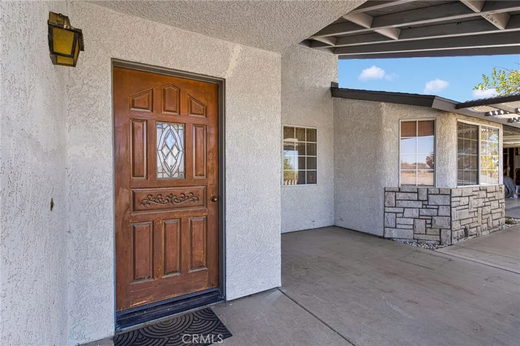11574 Silver Rock, Pinon Hills, CA 92372 - Photo 5 of 50, Pinon Hills, CA