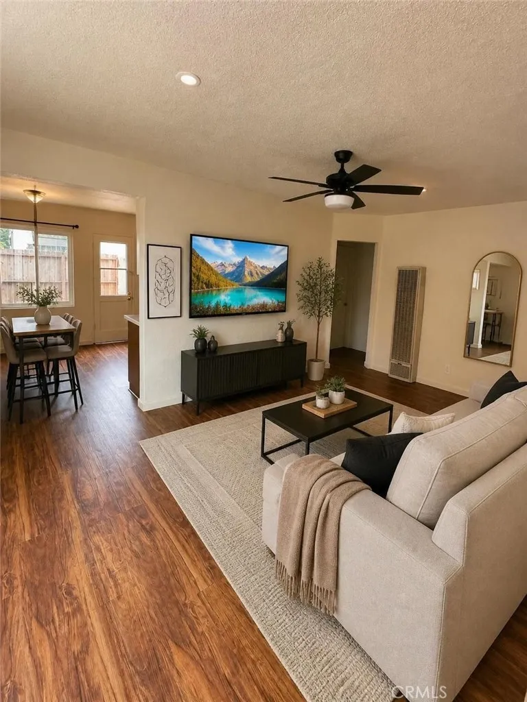 321 W 83rd, Los Angeles, CA 90003 - Main photo, Los Angeles, CA
