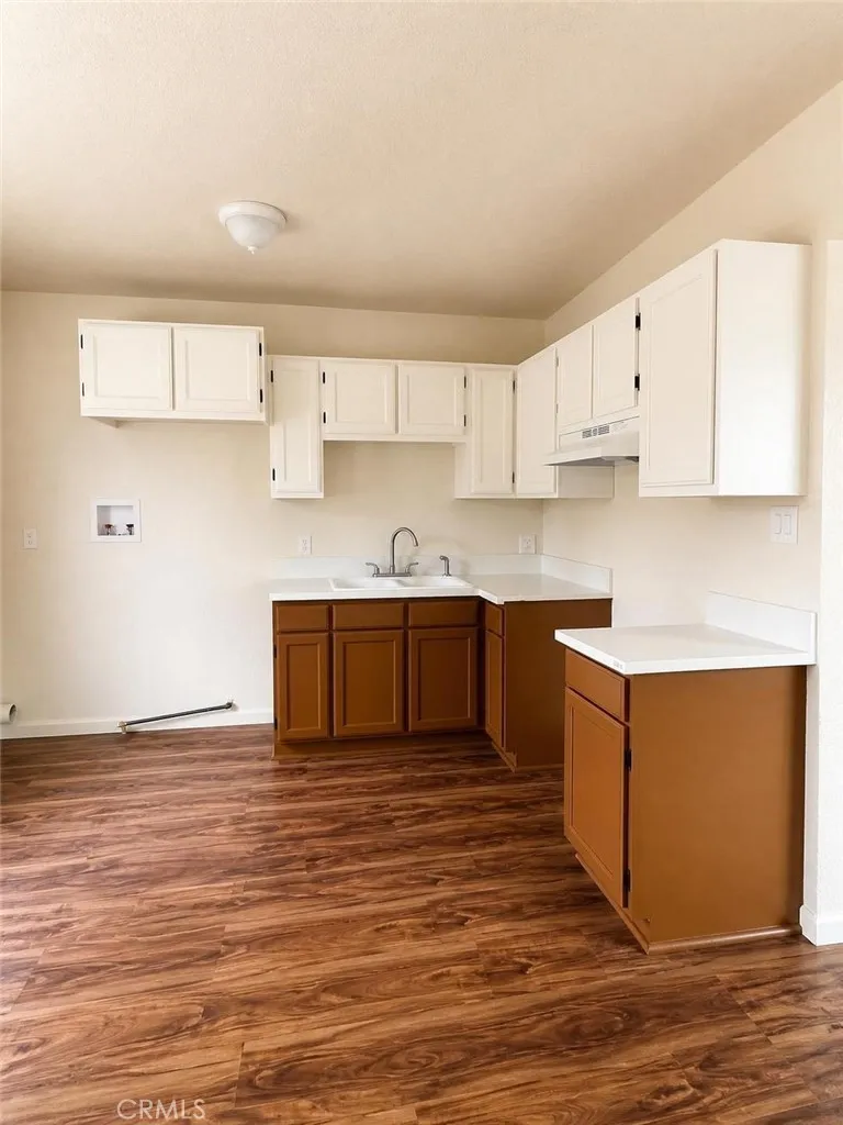 321 W 83rd, Los Angeles, CA 90003 - Photo 5 of 12, Los Angeles, CA