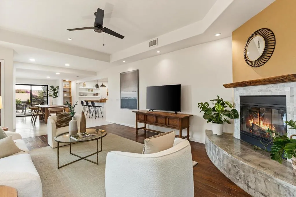 https://cdn.realtyfeed.com/cdn/127/306728414/7b1dbcbcc8df0076ad0b046e2bb654c1.webp