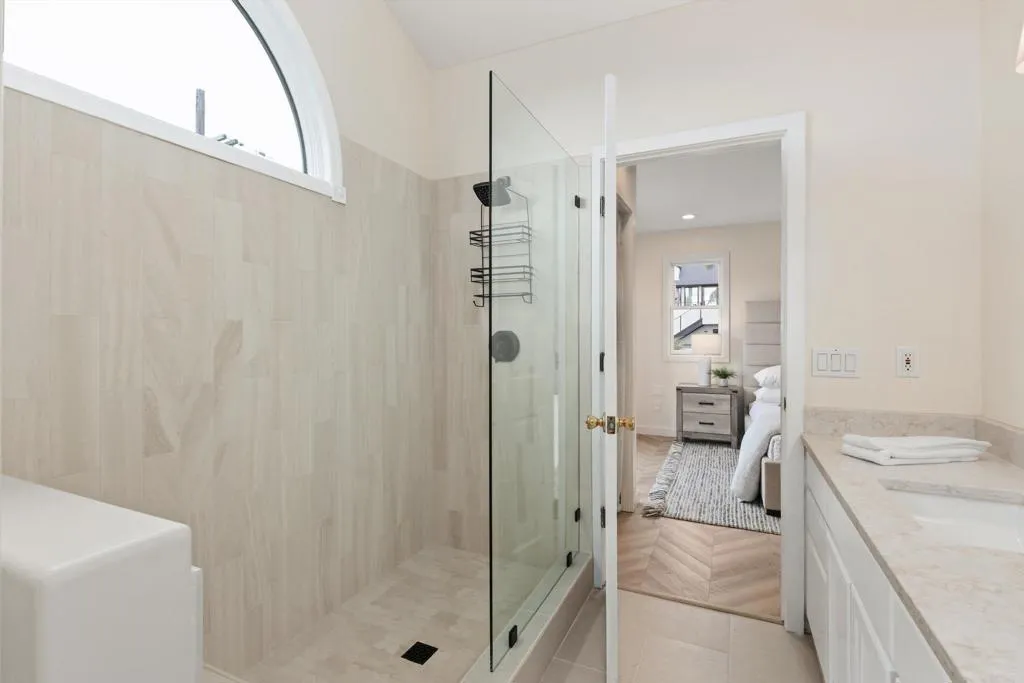 https://cdn.realtyfeed.com/cdn/127/306728414/9c5ae07ec3494d7bed46308339d39d08.webp