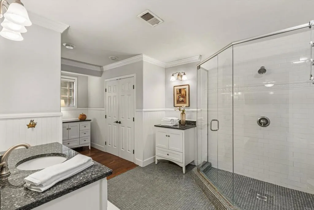 https://cdn.realtyfeed.com/cdn/127/306728414/d57c9cd670bf6930bf6f11e394d97257.webp
