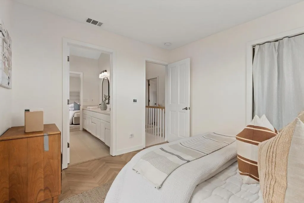 https://cdn.realtyfeed.com/cdn/127/306728414/e406d26b49f98acc5d16aaa1a18c27a5.webp