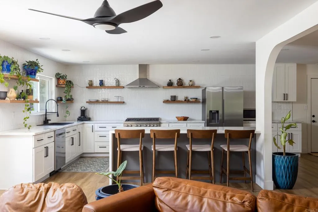 Escondido, CA 92026
