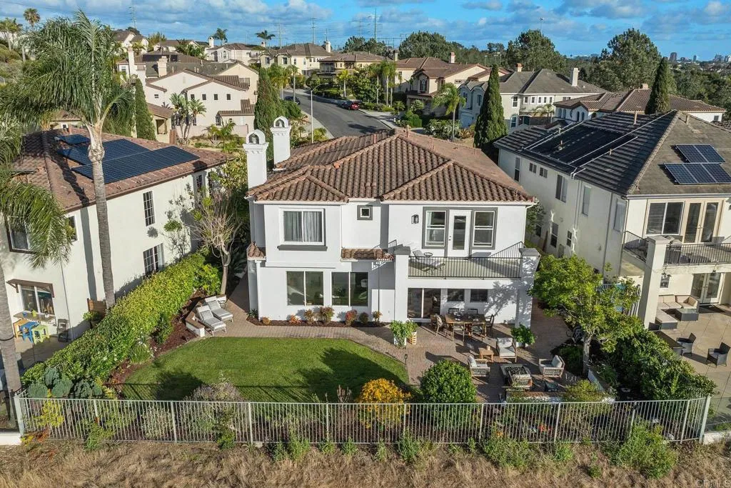 https://cdn.realtyfeed.com/cdn/127/306728453/25105bc7f94d4b2f5c8e9bfbd43bbd54.webp