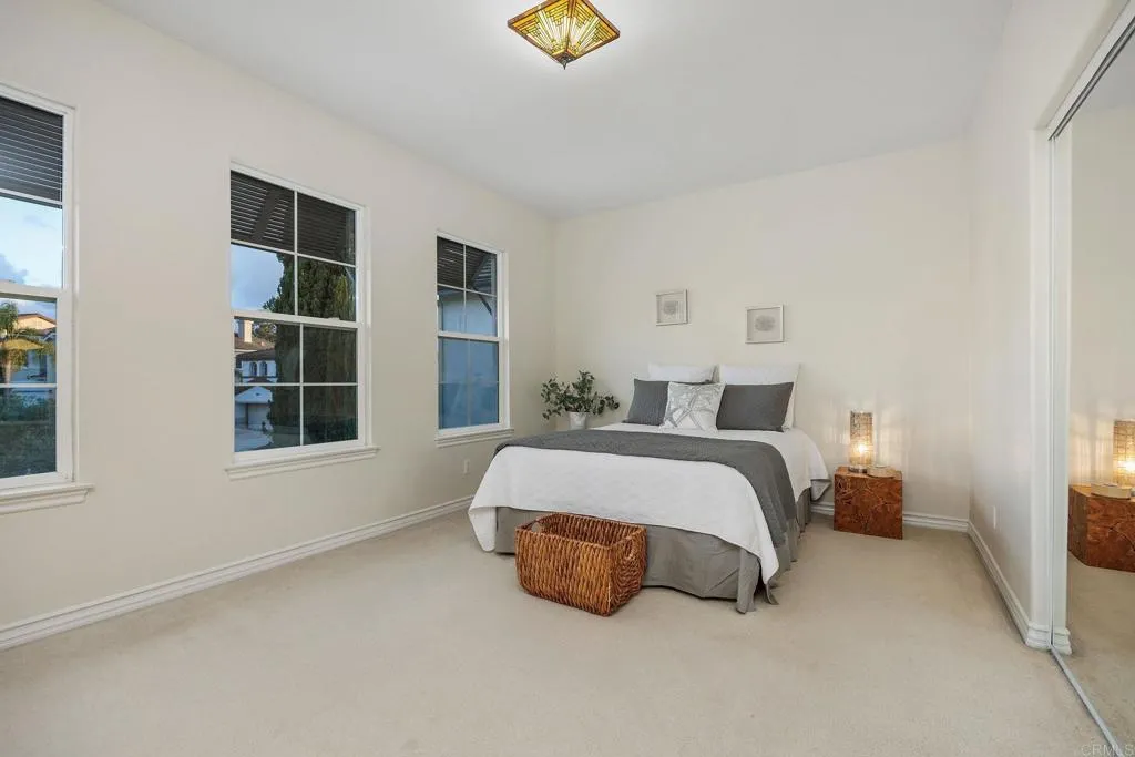https://cdn.realtyfeed.com/cdn/127/306728453/6815176d11f1244aa5c6224c4e3a3f56.webp