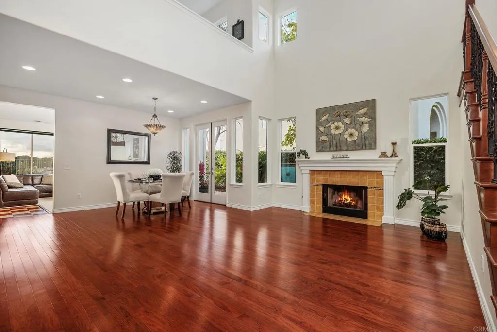 https://cdn.realtyfeed.com/cdn/127/306728453/6c9e4815f058dd90ac4aae60f2af3a18.webp