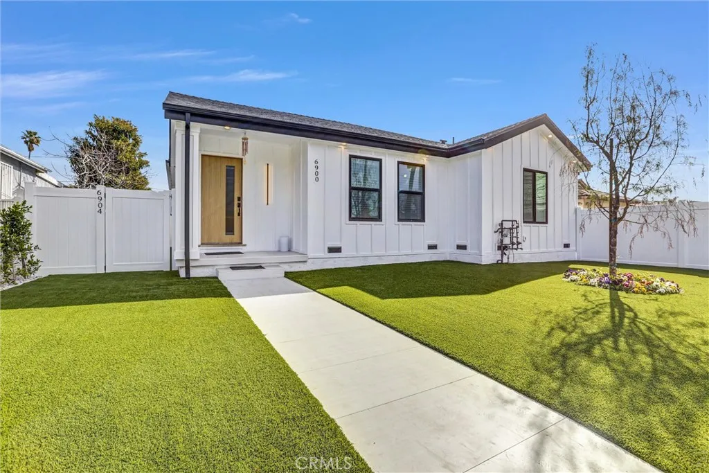 Reseda, CA 91335