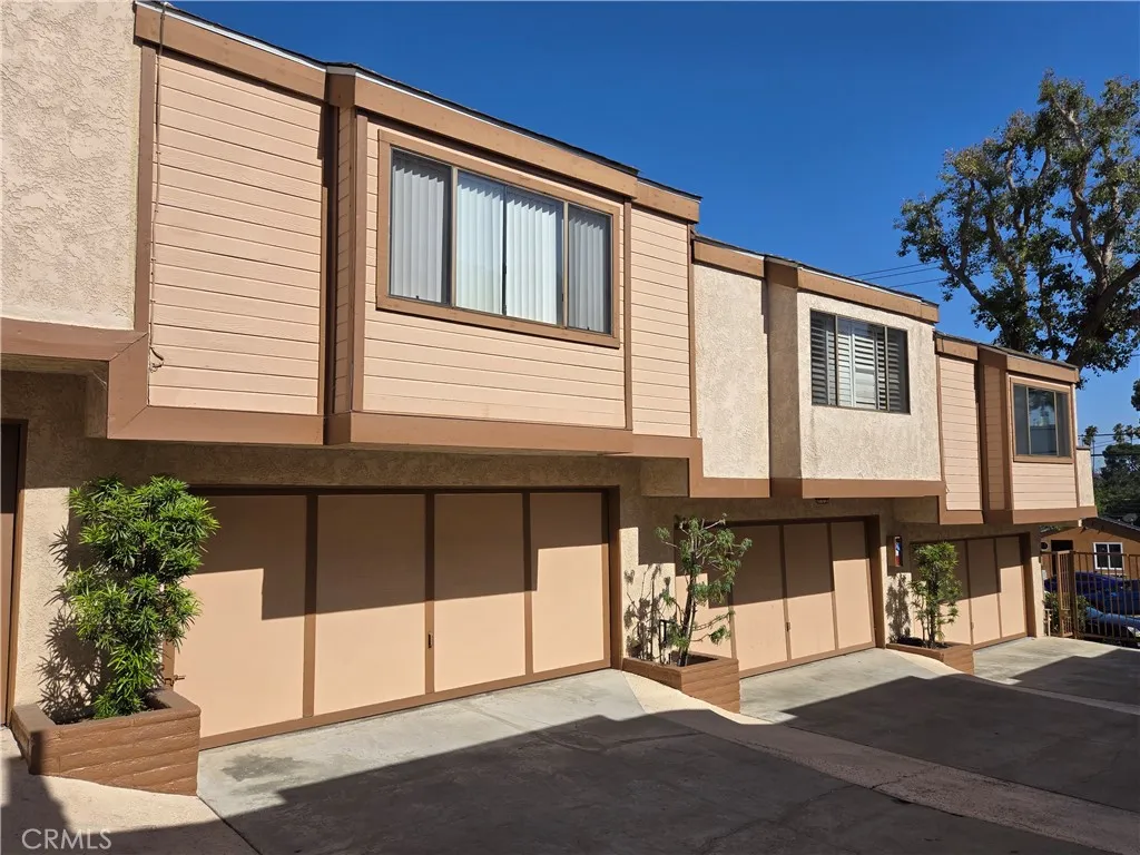 Inglewood, CA 90302