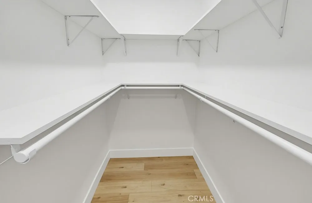 https://cdn.realtyfeed.com/cdn/127/306728538/0018f50bd72091215c6ec7e8f69c4f00.webp