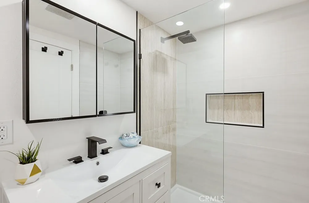 https://cdn.realtyfeed.com/cdn/127/306728538/2828905dc793e458182a2d915cd87300.webp