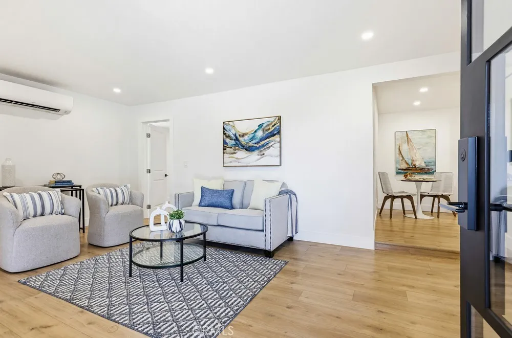 https://cdn.realtyfeed.com/cdn/127/306728538/28b17e6d57b4c7728ec9b5fa0f70d090.webp