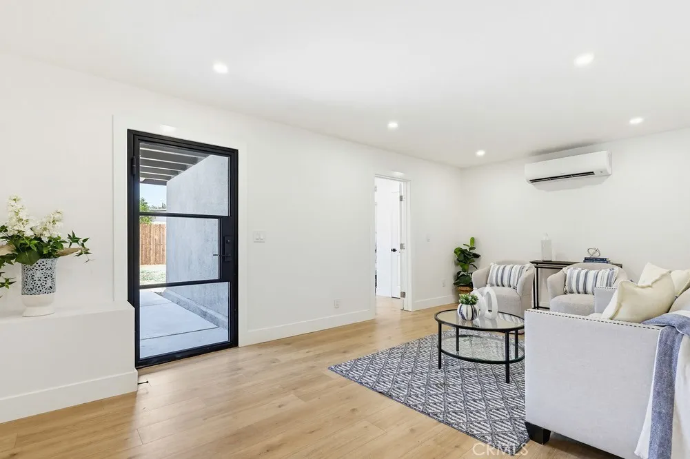 https://cdn.realtyfeed.com/cdn/127/306728538/2da8849f7acd17f14dcb1f5c2ceb1aa7.webp