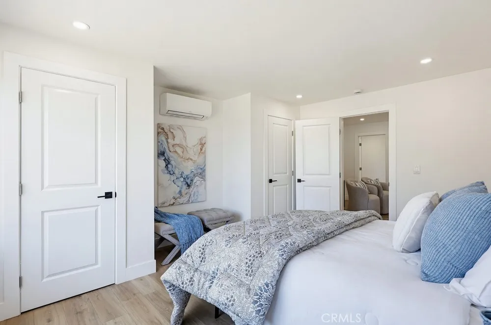 https://cdn.realtyfeed.com/cdn/127/306728538/511b6ff023bcc9f326d721ed0cd46589.webp