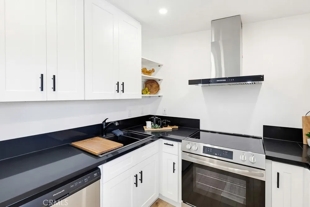 https://cdn.realtyfeed.com/cdn/127/306728538/aa4b39afe4398f05da727ccb0aaf28c1.webp
