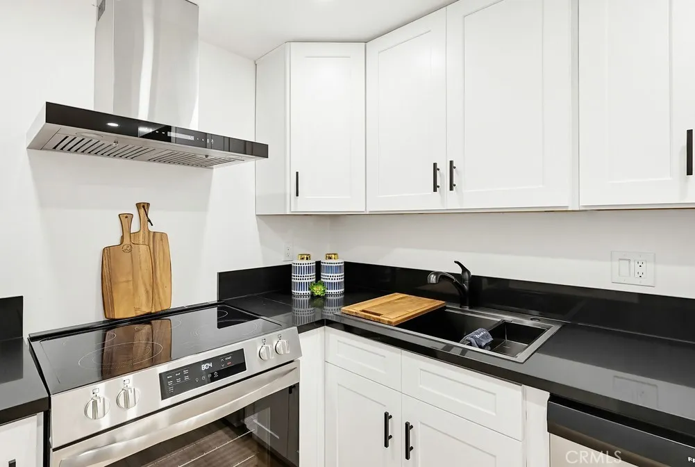 https://cdn.realtyfeed.com/cdn/127/306728538/b29b90b4224f219bee47d1e6667e1893.webp