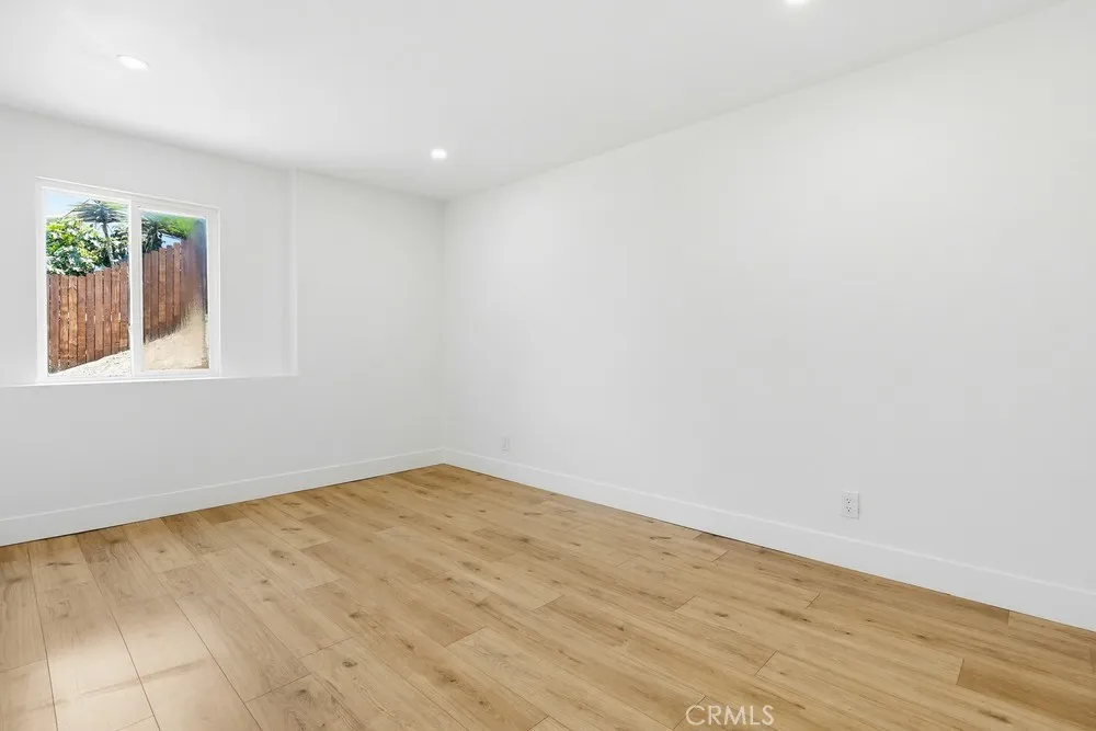 https://cdn.realtyfeed.com/cdn/127/306728538/cef08a79f9e56dc1b6e40c295d7c8013.webp