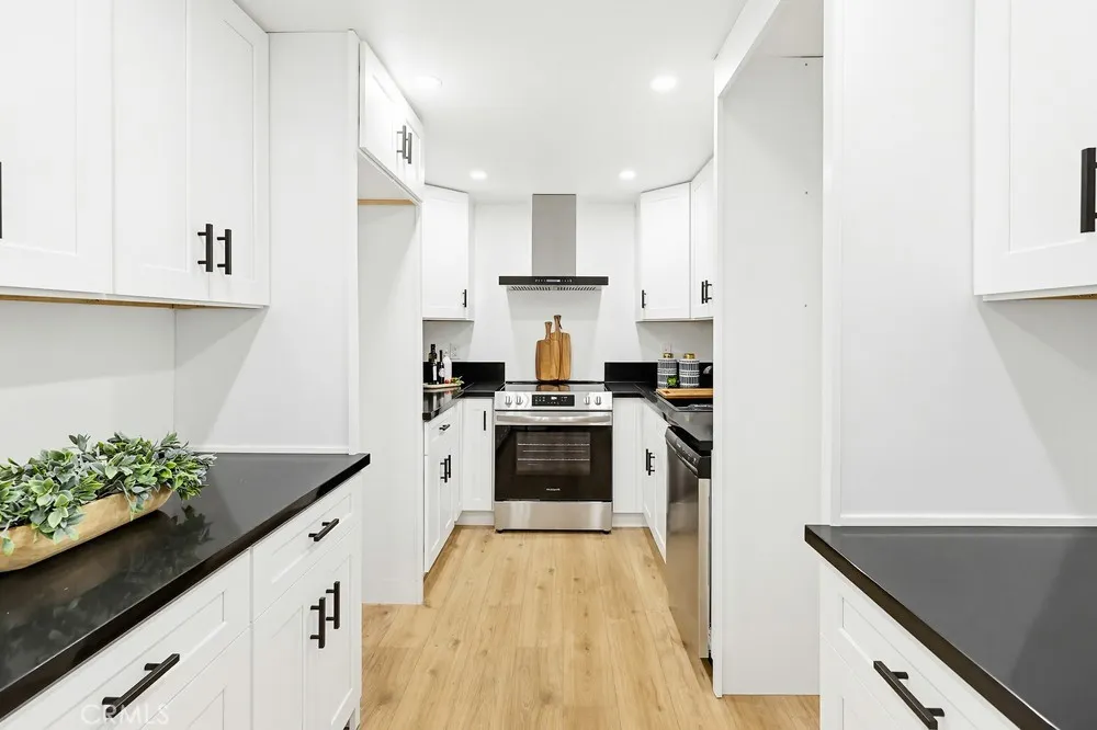 https://cdn.realtyfeed.com/cdn/127/306728538/d353513417df33da5ff98ca23d5490b6.webp