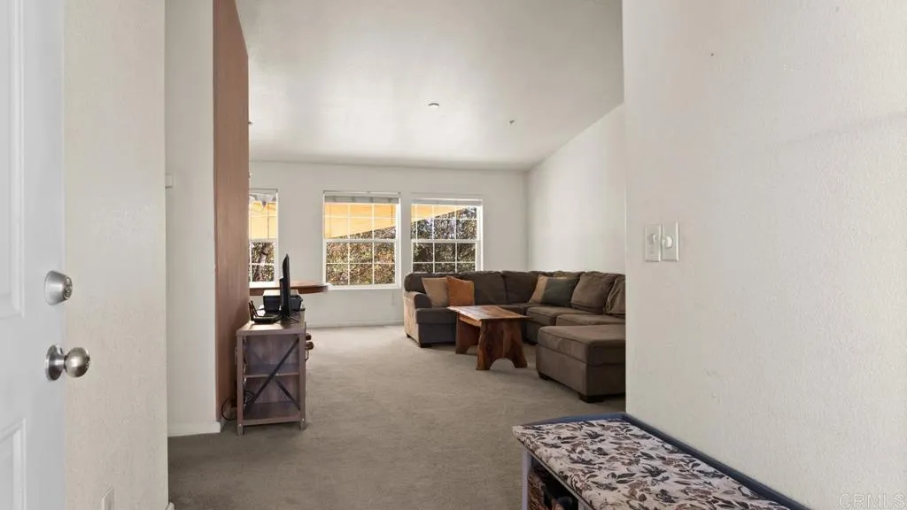 https://cdn.realtyfeed.com/cdn/127/306728547/4e1d1f4fb5b69b08ed54f59a0e0427d0.webp