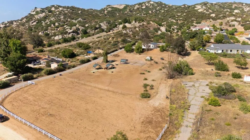 https://cdn.realtyfeed.com/cdn/127/306728547/4fb00dde7a5d2a17df9766b485d6d9ee.webp