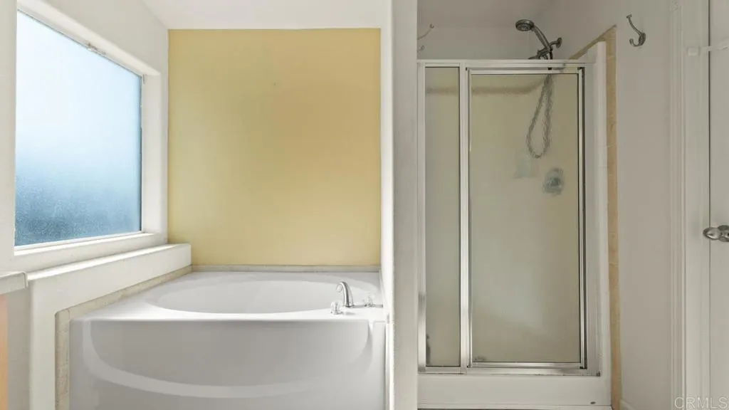 https://cdn.realtyfeed.com/cdn/127/306728547/d5591995b4bd2f60fcae2af4ef1c7d19.webp