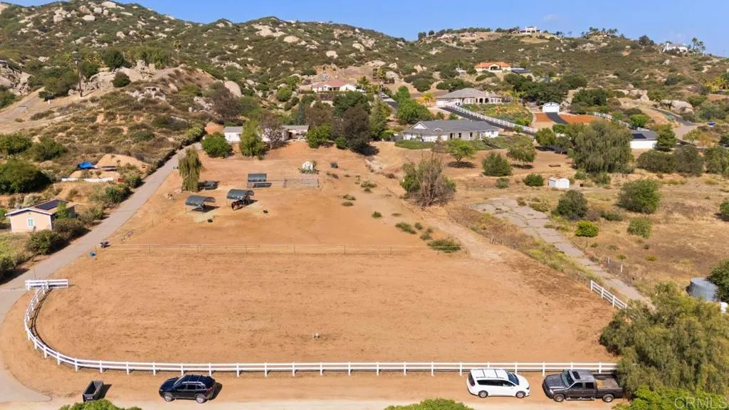 https://cdn.realtyfeed.com/cdn/127/306728547/ffb4ab03a26b8d8549b13f5a69feb6a7.webp