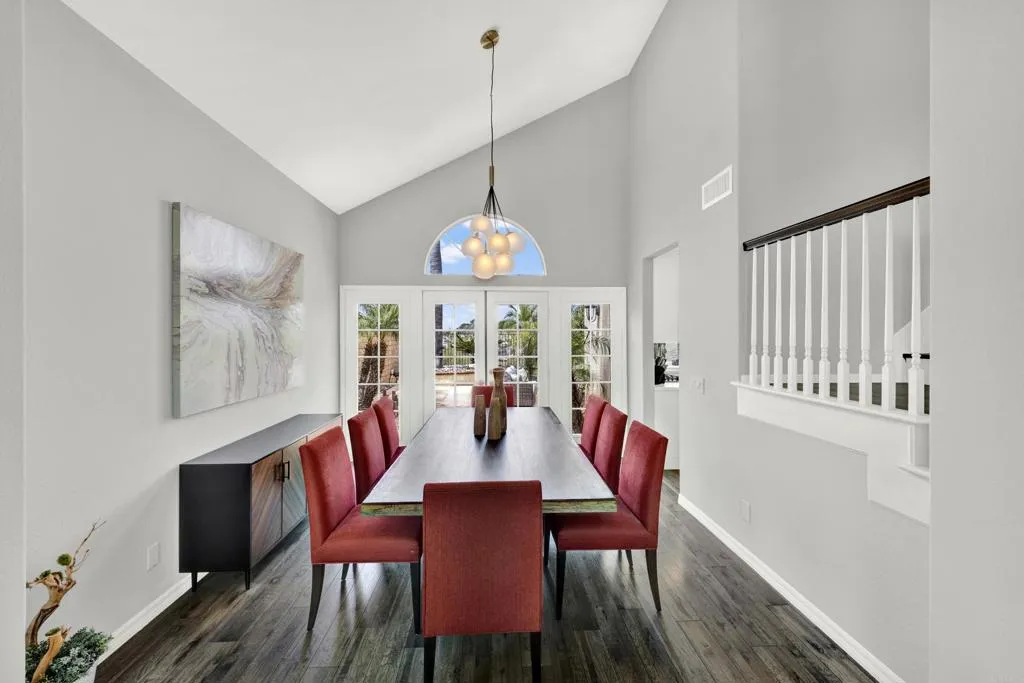 https://cdn.realtyfeed.com/cdn/127/306728551/1ecf2caa6f08d6bcc556bf1029c61c06.webp