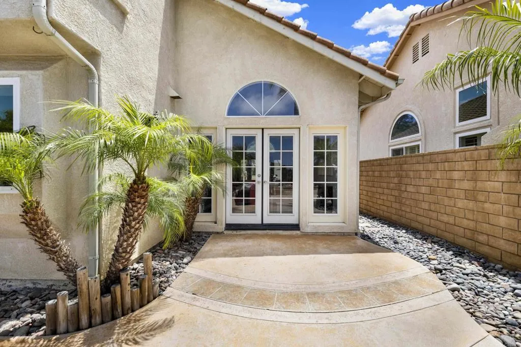 https://cdn.realtyfeed.com/cdn/127/306728551/3c4b2ba8969ba20c19a316ceab59395c.webp