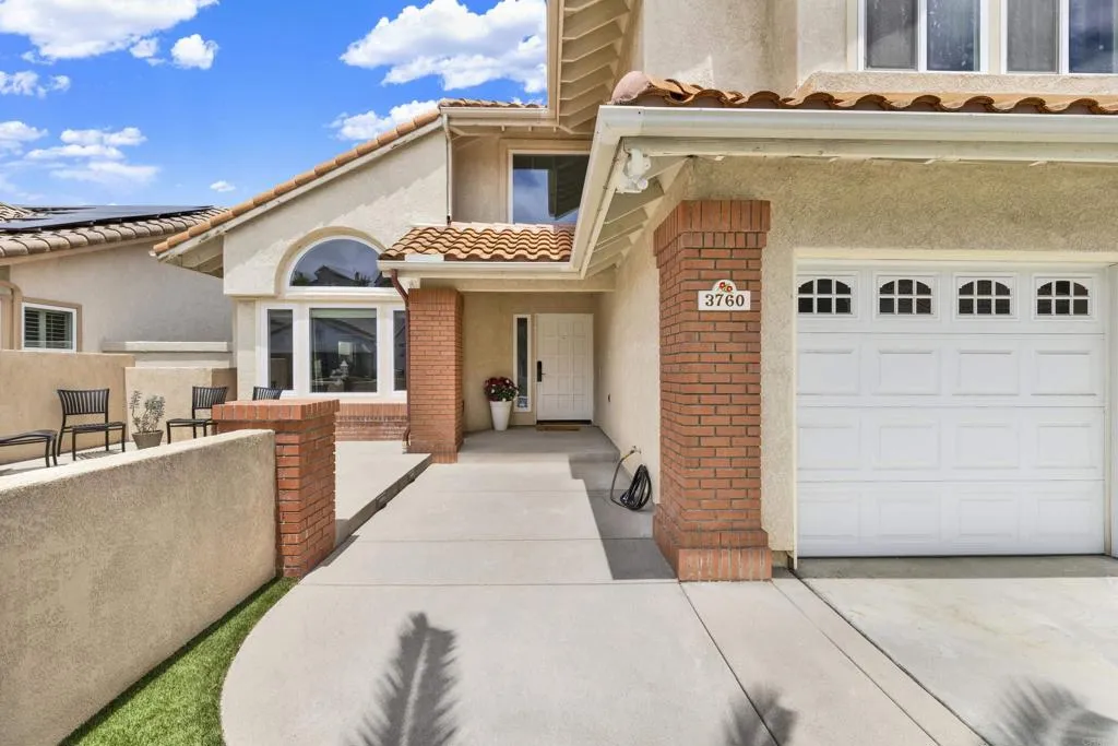 https://cdn.realtyfeed.com/cdn/127/306728551/637c6ed79b270cf91dbba3ddb98a3c04.webp