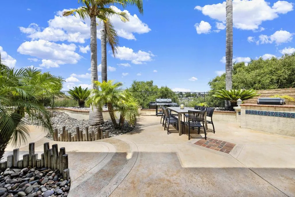 https://cdn.realtyfeed.com/cdn/127/306728551/9f14819f94b652a13a1b686e2c75f254.webp