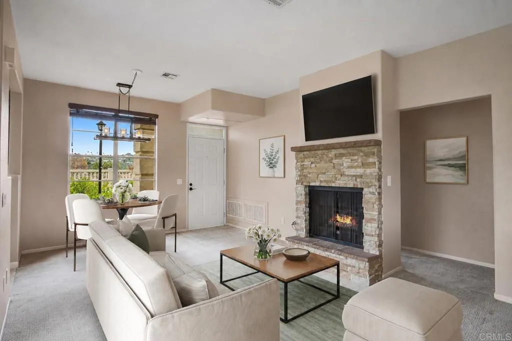 https://cdn.realtyfeed.com/cdn/127/306728556/34ffc5480997504c02fb32b9aba1b194.webp
