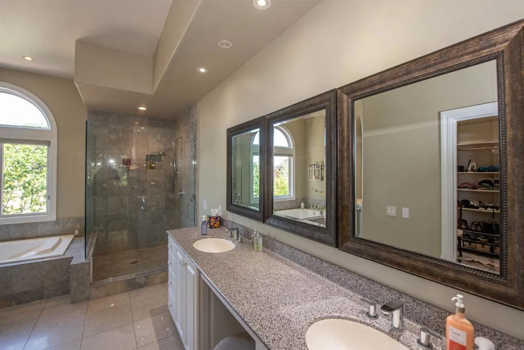 https://cdn.realtyfeed.com/cdn/127/306728558/2d7edf8202047b5019b743b521af019a.webp