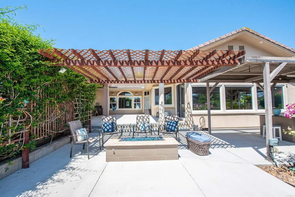 https://cdn.realtyfeed.com/cdn/127/306728558/42179f955ec7fa47d838a408ae805460.webp