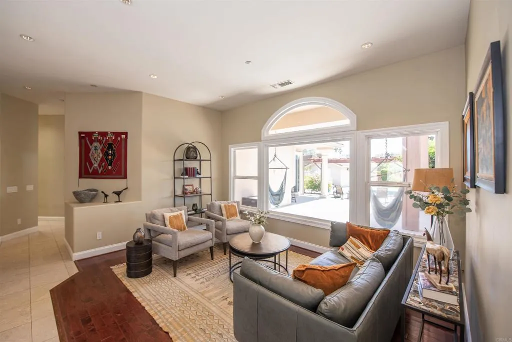 https://cdn.realtyfeed.com/cdn/127/306728558/5f1c434b005c4ac8f5f166fc5d835ca2.webp