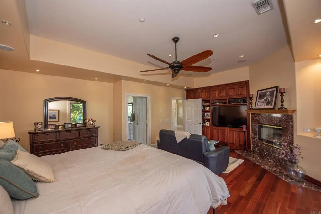https://cdn.realtyfeed.com/cdn/127/306728558/dd2af8a21e0a68af13975affa4d6fab8.webp
