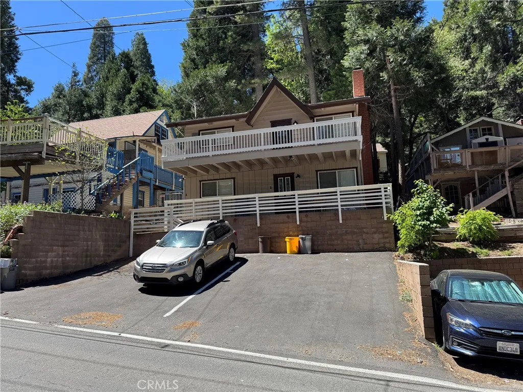 Crestline, CA 92325