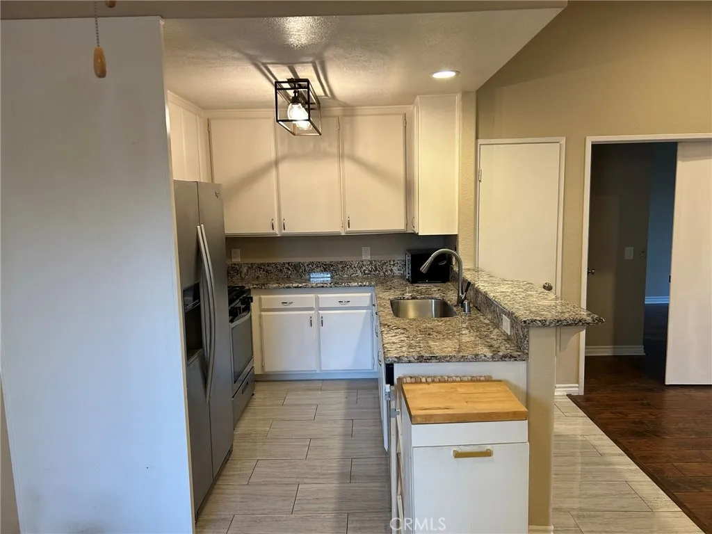 https://cdn.realtyfeed.com/cdn/127/306728626/18a445de3e1360e136318eea3faf6d6d.webp