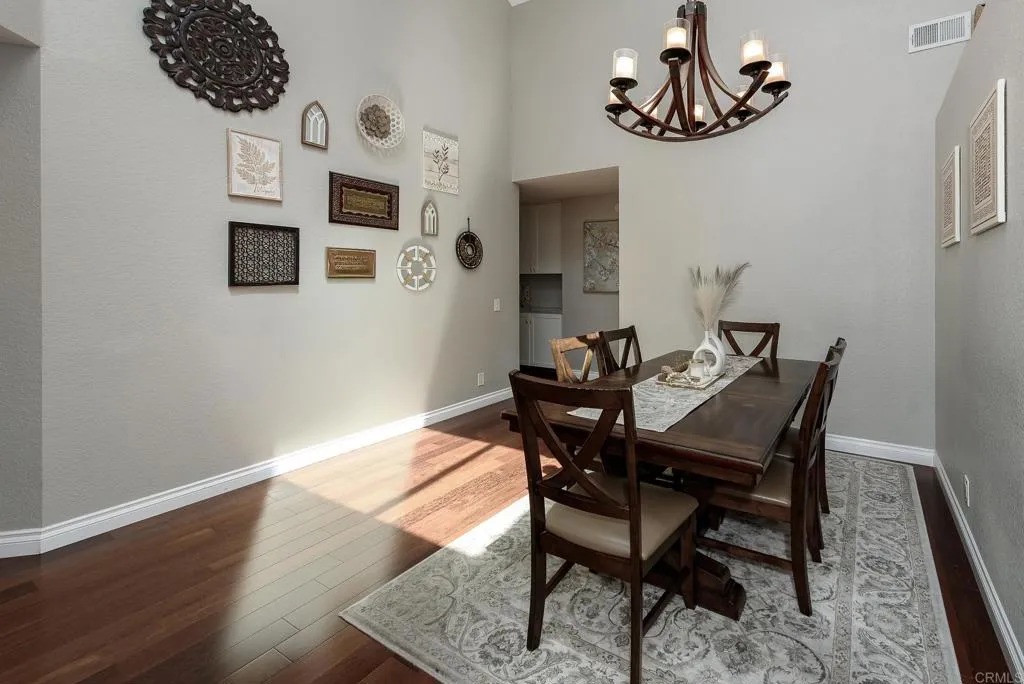 https://cdn.realtyfeed.com/cdn/127/306728631/15372aee712f15231da72fa1fade66b2.webp