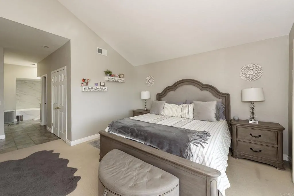 https://cdn.realtyfeed.com/cdn/127/306728631/5d0d116c589fa4063aa2ccfc66a561a3.webp