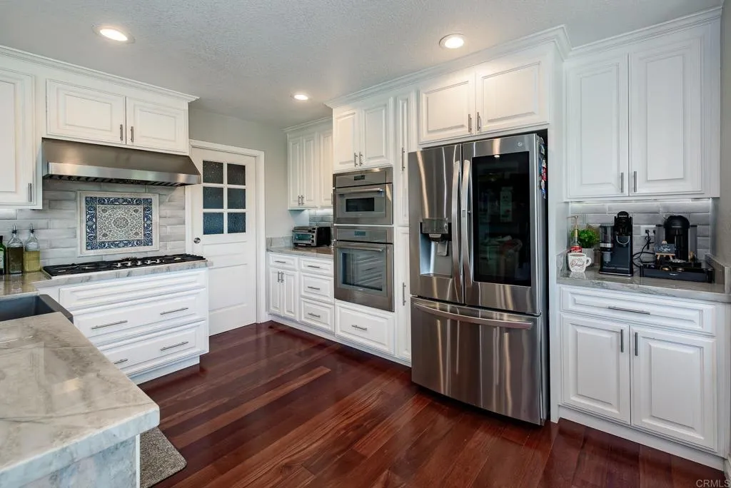 https://cdn.realtyfeed.com/cdn/127/306728631/925cccc370a569e90f6a8eaaf0546788.webp